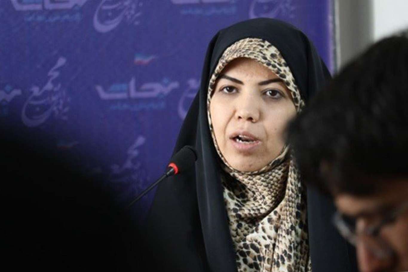 İranlı Milletvekili Zehra Şeyhi: "WHO aşı ile Dünya nüfusunu azaltmayı planlıyor" İranlı Milletvekili Zehra Şeyhi: "WHO aşı ile Dünya nüfusunu azaltmayı planlıyor"